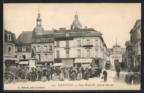 AK La Flèche, Place Henri-IV, jour de marché