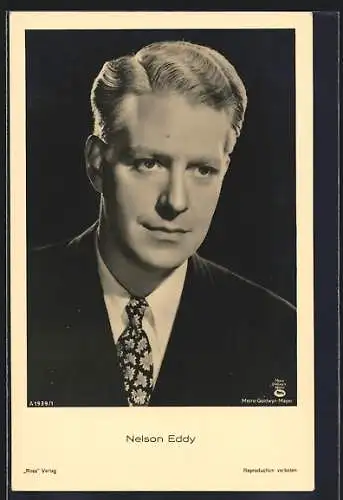 AK Nelson Eddy, Portrait mit gemusterter Krawatte