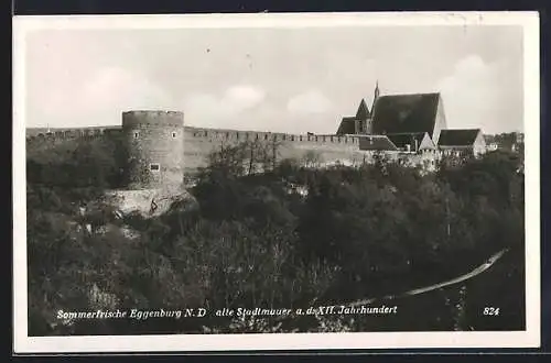 AK Eggenburg /N. D., Alte Stadtmauer mit Turm