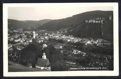 AK Kirchschlag /N.-Oe., Ortsansicht mit Blick zur Schlossruine