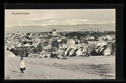 AK Donaueschingen, Blick über den Ort und Umgebung