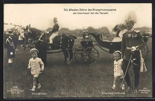 AK Die ältesten Söhne des Kronprinzen Wilhelm von Preussen als Zuschauer bei der Parade