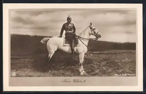 AK Kaiser Wilhelm II. mit Pickelhaube zu Pferd