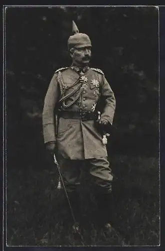 AK Kaiser Wilhelm II. in Uniform mit Orden und Pickelhaube