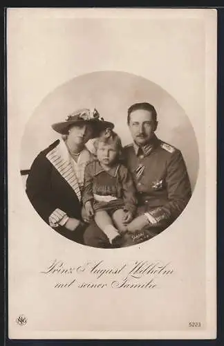 AK Prinz August Wilhelm mit seiner Familie, kreisrund umrahmt