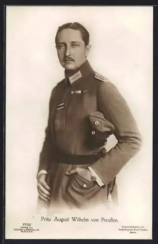 AK Porträt Prinz August Wilhelm von Preussen in feldgrauer Uniform