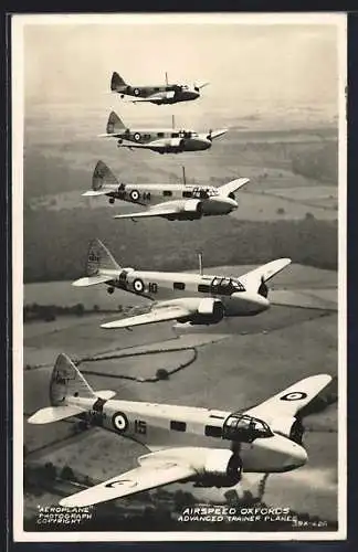 AK Airspeed Oxfords advanced Trainer Planes, Britische Flugzeuge