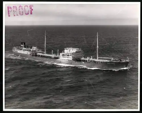 Fotografie Tankschiff / Tanker British Freedom auf See, Grossformat 25 x 19cm