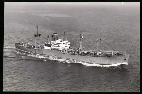 Fotografie Frachtschiff / Frachter American Merchant auf ruhiger See