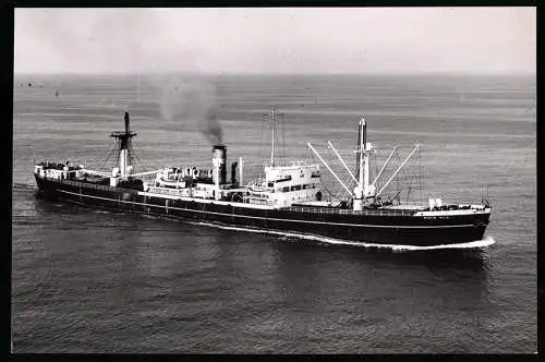 Fotografie Frachtschiff / Frachter Mavis Hill auf See