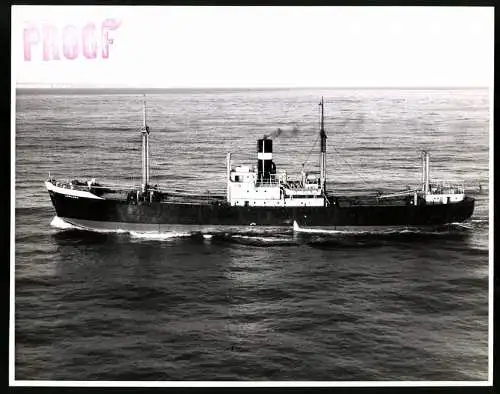 Fotografie Frachtschiff / Frachter Lowland vor der Kanalküste von England, Grossformat 25 x 19cm