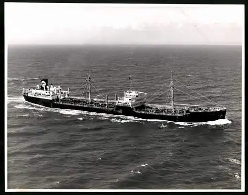 Fotografie Tankschiff / Tanker Caltex Karachi auf See