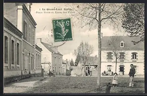 AK Le Grand-Lucé, Place Verte et École des Filles