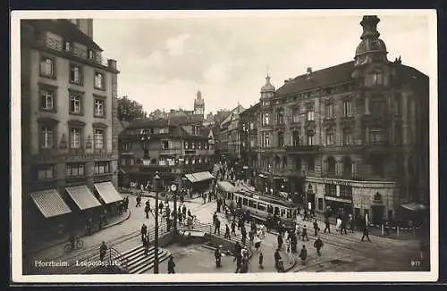 AK Pforzheim, Strassenbahn auf dem Leopoldsplatz