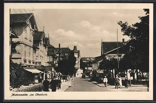 AK Hahnenklee im Oberharz, Strassenpartie mit Drogerie und Konditorei