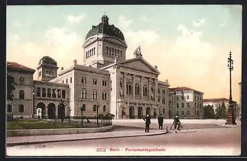 AK Bern, Strasse am Parlamentsgebäude