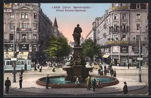 AK Zürich, Bahnhofsplatz mit Alfred Escher-Denkmal, Strassenbahn