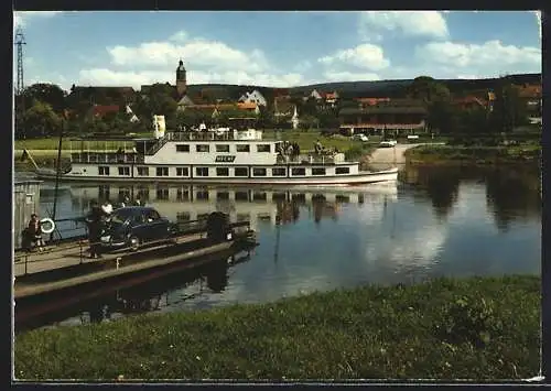 AK Salondampfer MS Hecht auf der Oberweser, VW Käfer auf einem Steg