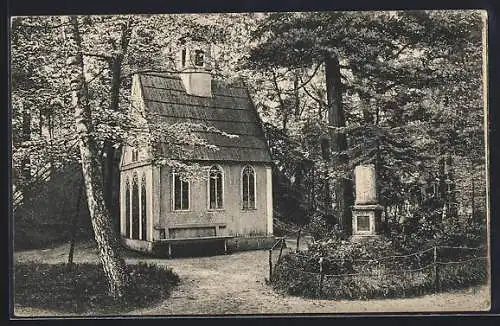 AK Niesky, Monplaisir, Partie mit Kapelle und Säule