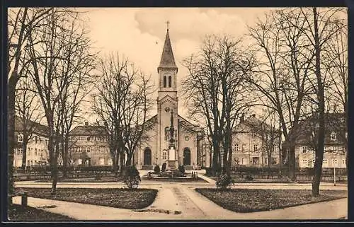 AK Niesky, Kirche u. Kriegerdenkmal