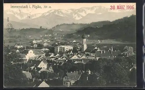 AK Immenstadt i. Algäu, Ortsansicht mit Kirche und Bergen