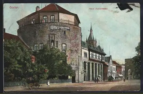 AK Goslar, Strassenpartie am Hotel Achtermann