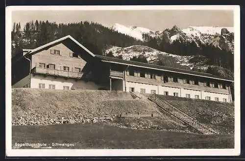 AK Schwangau, Segelflugschule vor Bergpanorama