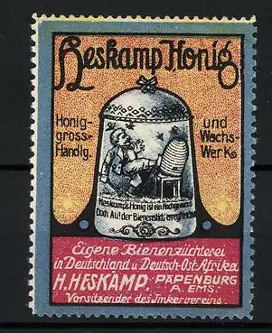 Reklamemarke Bienenhonig H. Heskamp, Grossbienenzüchterei Papenburg, Mann tritt Bienenstock