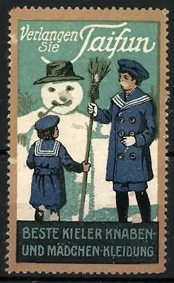 Reklamemarke Kiel, Taifun - beste Knaben- und Mädchen-Kleidung, Kinderpaar mit Schneemann