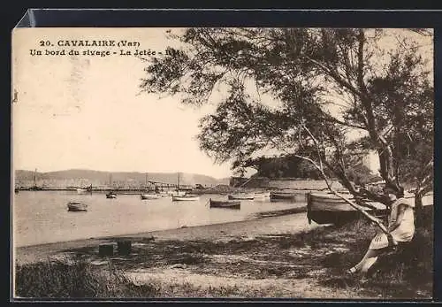 AK Cavalaire, Un bord du rivage-La Jetèe