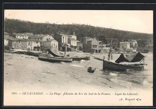 AK Le Lavandou, La Plage