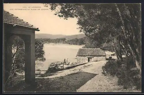 AK Le Lavandou, Site Pittoresque et Plage de Gouron