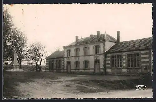 AK Jouac, La Mairie, Les Ècoles