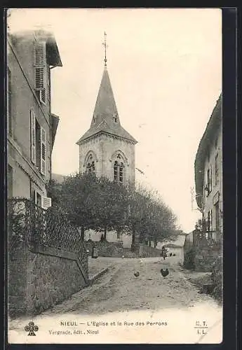 AK Nieul, L`Eglise et la Rue des Perrons