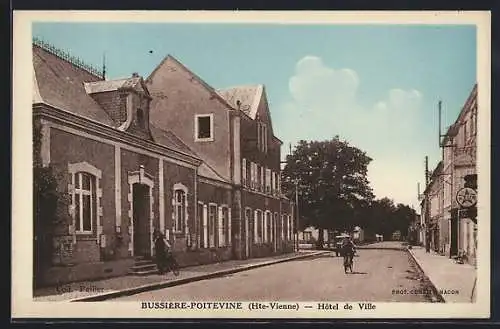 AK Bussière-Poitevine /Hte-Vienne, Hôtel de Ville