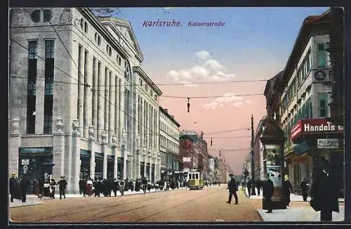 AK Karlsruhe, Kaiserstrasse mit Warenhaus Knopf und Strassenbahn