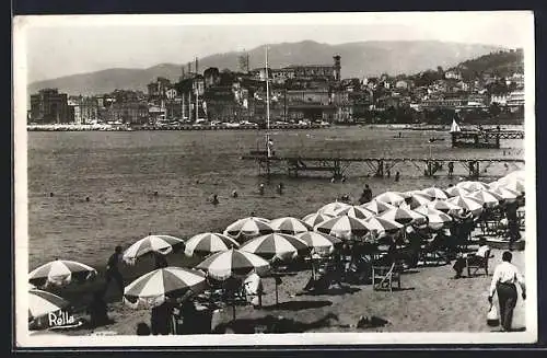 AK Cannes, La plage et le Suquet