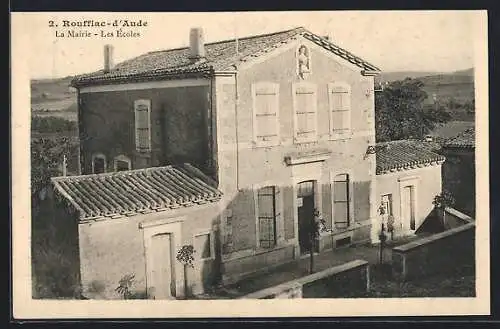 AK Rouffiac-d`Aude, La Mairie & les Écoles