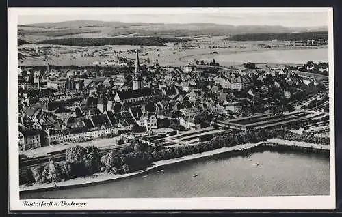 AK Radolfzell a. Bodensee, Fliegeraufnahme des Ortes