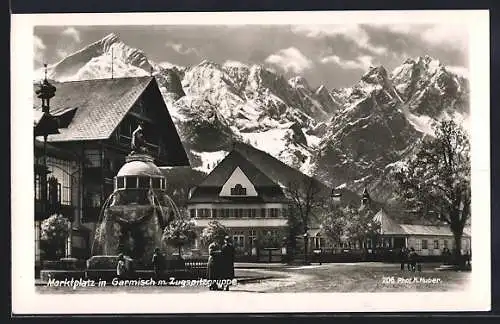 AK Garmisch, Marktplatz mit Zugspitzgruppe