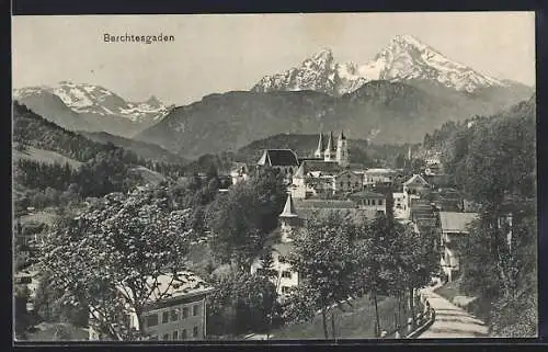 AK Berchtesgaden, Teilansicht mit Kirche