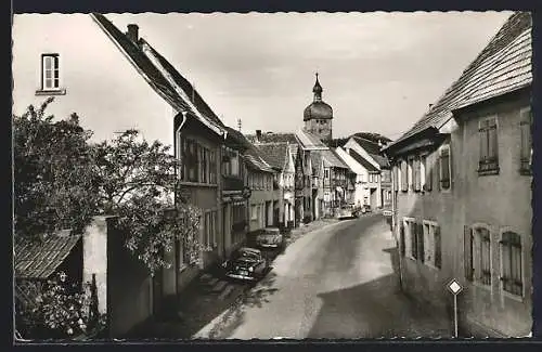 AK Billigheim /Pfalz, Purzelmarktdorf, Hauptstrasse mit Geschäften