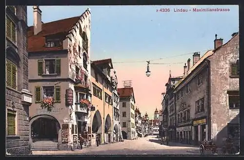 AK Lindau / Bodensee, Maximilianstrasse mit Geschäften