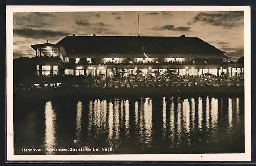 AK Hannover, Maschsee-Gaststätte bei Nacht vom Wasser aus