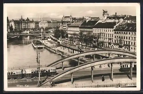 AK Wien, Ortsansicht mit Kai & Strassenbahn