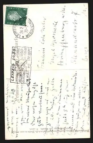 Künstler-AK George Ernest Studdy: Hund Bonzo sitzt auf einem Holzfass