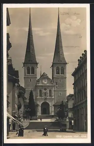 AK Luzern, Strassenpartie an der Hofkirche