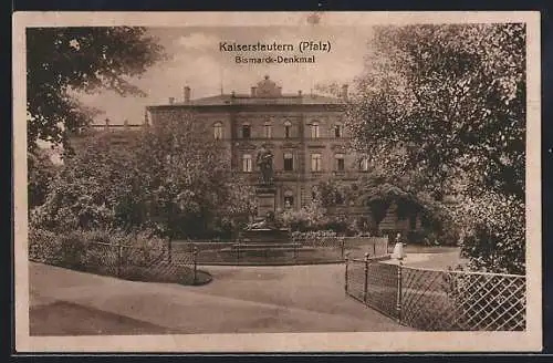 AK Kaiserslautern /Pfalz, Bismarck-Denkmal