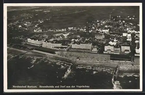 AK Borkum, Strandhotels und Dorf aus der Vogelschau