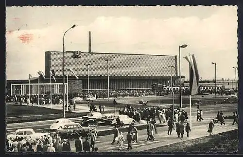 AK Braunschweig, Hauptbahnhof, Leute